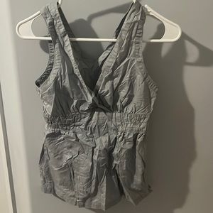 Grey tank top
